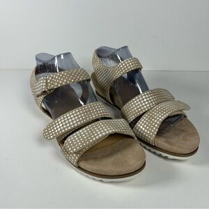 Vaneli Sandals Strappy Buckle Cork Women's Size 10 M Beige Wedge Comfort New